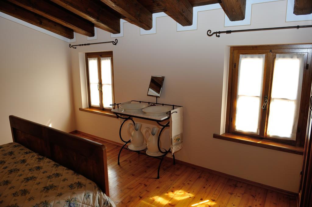 Agriturismo Crodi Miane Δωμάτιο φωτογραφία